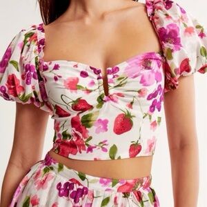 Abercrombie & Fitch | Drama Puff Sleeve Sweetheart Set Top